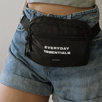 FANNY PACK / Essentials